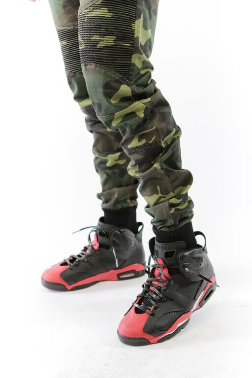 camo joggers with red stripe
