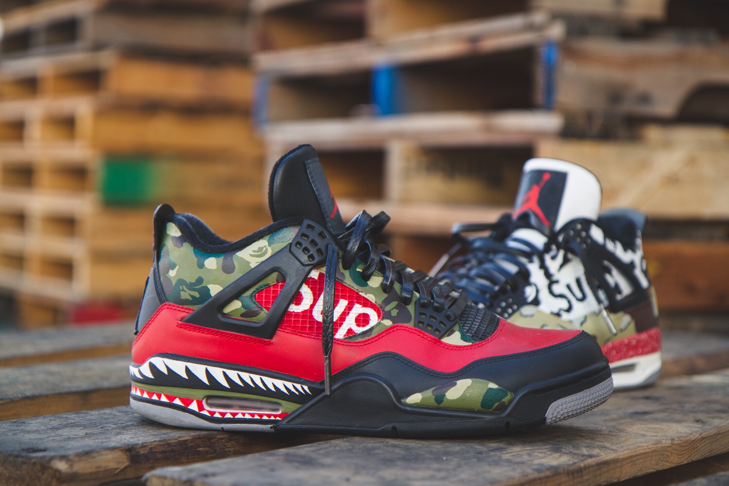 Jordan 4 x supreme hot sale